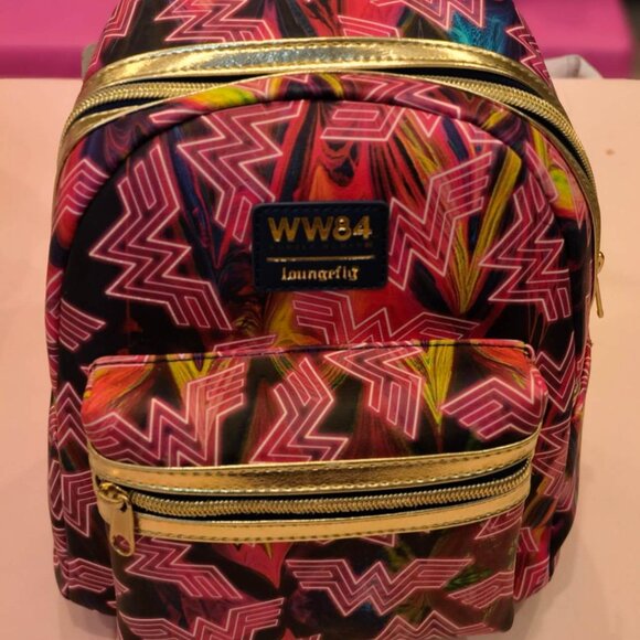 Loungefly SDCC 2020 Wonder Woman 1984 WW84 Backpack EXCLUSIVE  Comic Con NWT - Picture 1 of 3
